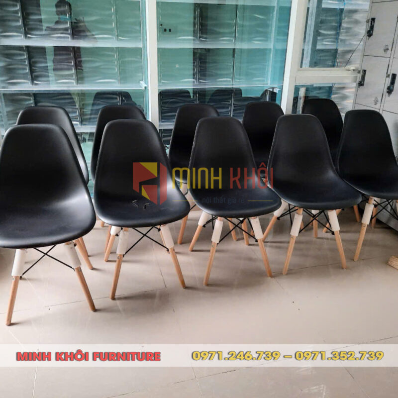 Ghế nhựa chân gỗ Eames