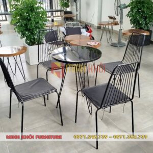 BÀN GHẾ SẮT MK-0025 – GIẢI PHÁP HOÀN HẢO CHO KHÔNG GIAN CAFE NGOÀI TRỜI