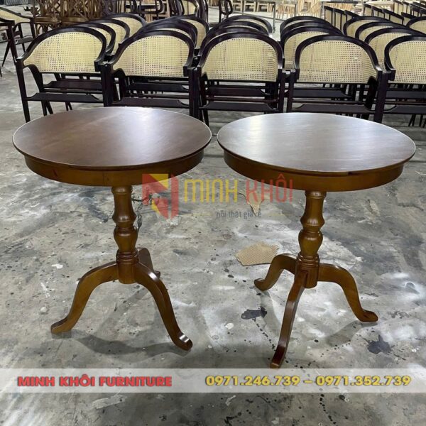 Bàn tròn cafe chân tiện cổ điển – Sang trọng và bền đẹp
