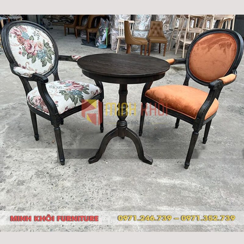 Bộ bàn ghế cafe cổ điển Louis có tay