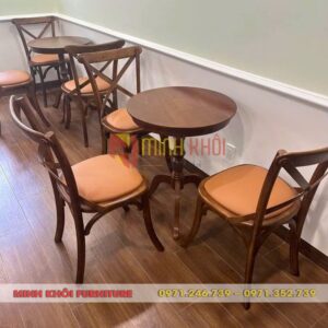Bộ bàn ghế gỗ cafe Bistro – Lựa chọn tinh tế cho quán cà phê, quán ăn