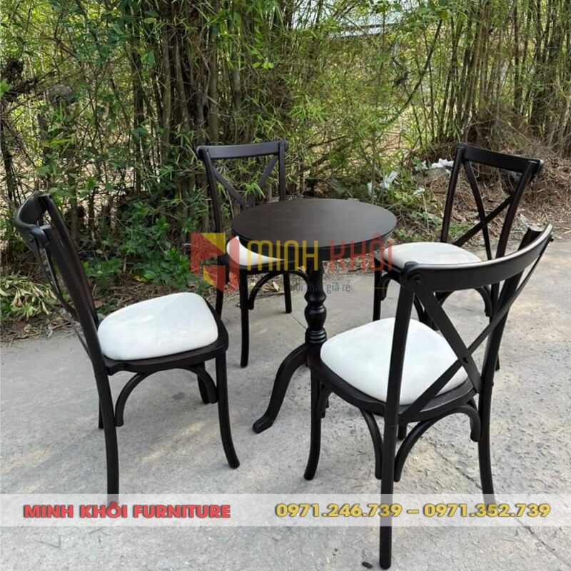 Bộ bàn ghế gỗ cafe Bistro – Lựa chọn tinh tế cho quán cà phê, quán ăn