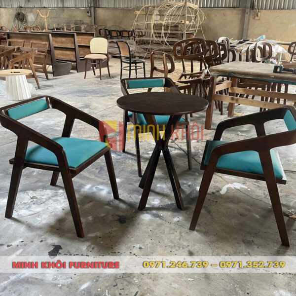 Bộ bàn ghế gỗ cafe Katakana – Sang trọng, bền đẹp cho quán