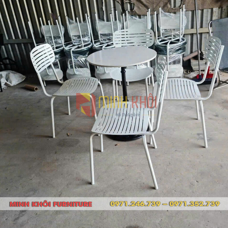 Bộ bàn ghế sắt cafe ngoài trời MK-0053 10 Bộ bàn ghế sắt cafe ngoài trời MK-0053 – Bền đẹp, tiện dụng cho quán sân vườn