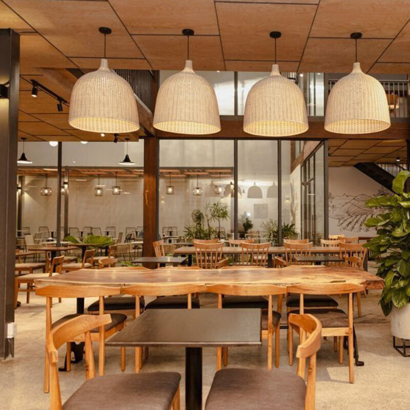 Vì sao bàn ghế gỗ luôn là lựa chọn hàng đầu cho quán cafe? 1 Vì sao bàn ghế gỗ luôn là lựa chọn hàng đầu cho quán cafe?