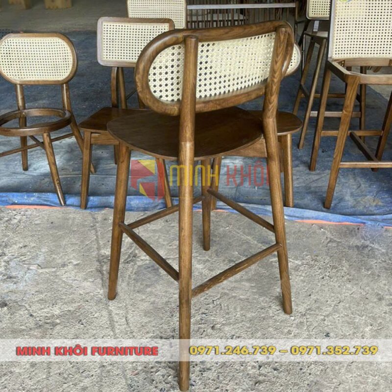 Ghế bar gỗ ASH lưng mây CH303 14 Ghế bar gỗ ASH lưng mây CH303 – Giải pháp nội thất quầy bar đẹp