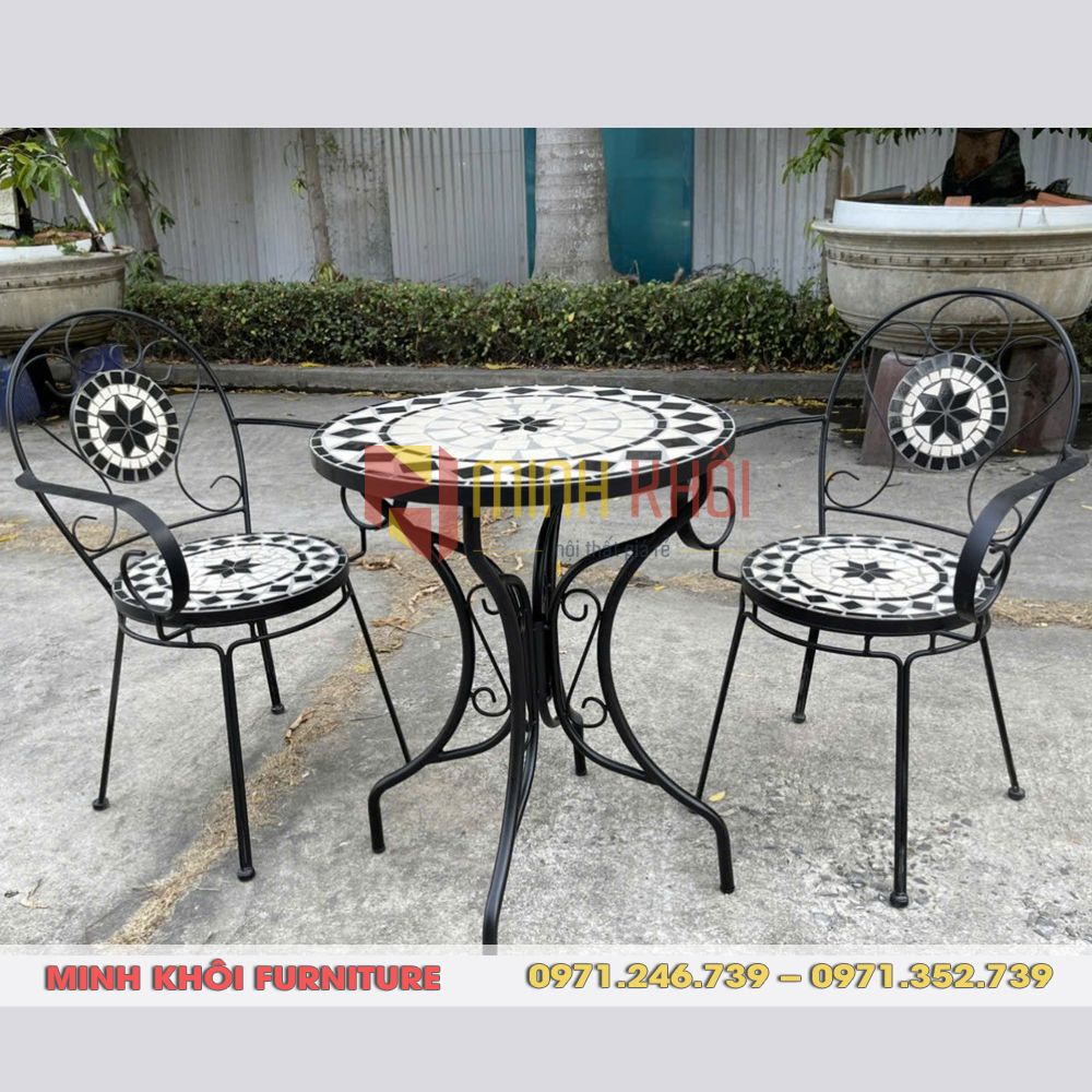 Bộ bàn ghế sắt hoa văn ngoài trời 6 Bộ bàn ghế sắt hoa văn ngoài trời đẹp, bền, giá tốt TPHCM
