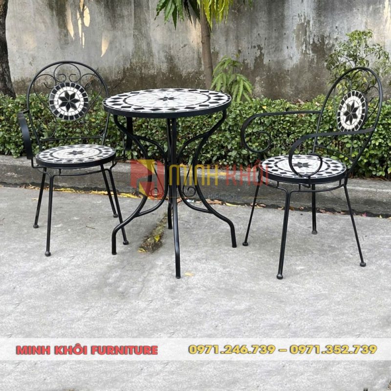 Bộ bàn ghế sắt hoa văn ngoài trời 25 Bộ bàn ghế sắt hoa văn ngoài trời đẹp, bền, giá tốt TPHCM